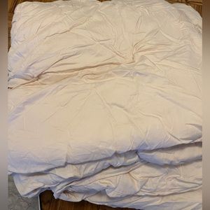 Pottery Barn cotton summer comforter